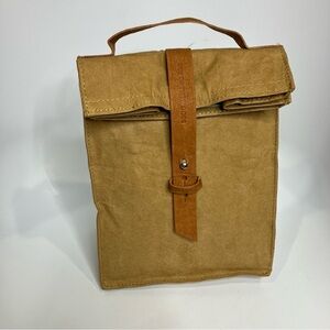 Out of the woods reusable insulated “paper bag” style lunch box